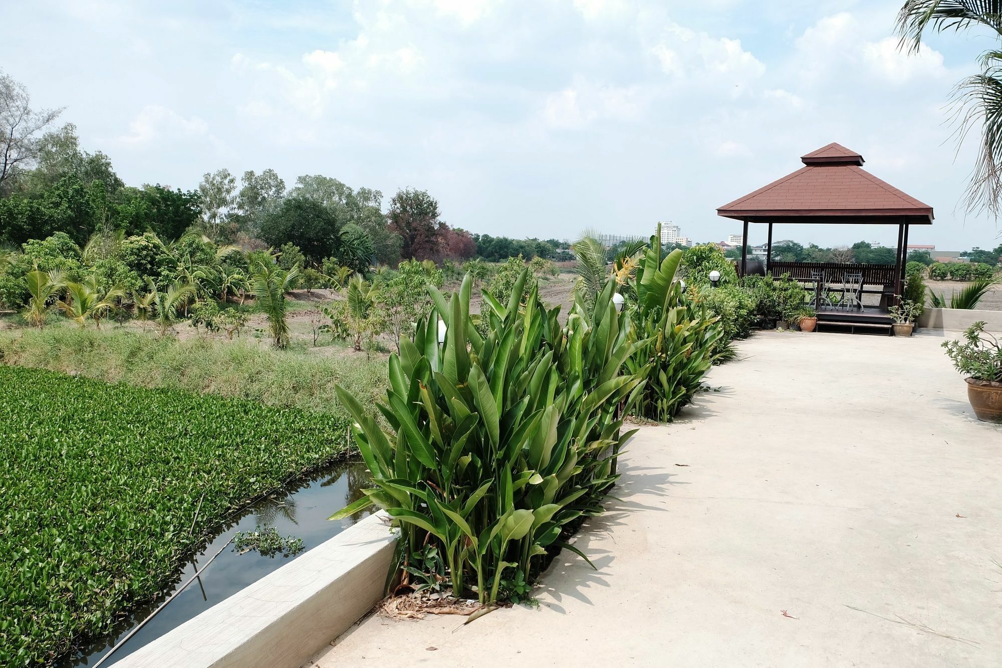 Onvara Place Hotel Ayutthaya Eksteriør billede